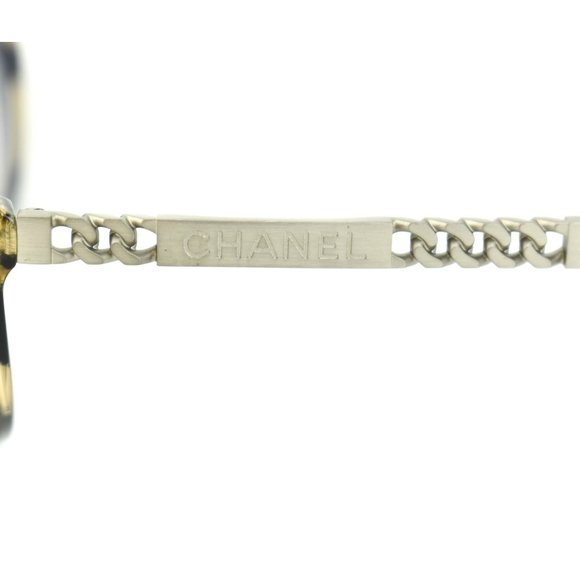 CHANEL: Gray "Horn" & "Chain" Logo Sunglasses (lc) - Picture 6 of 11